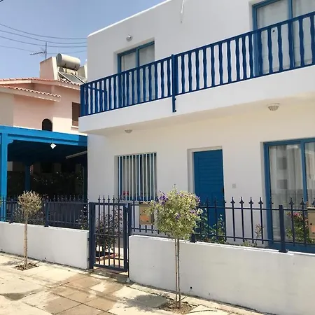 Amorgos Gardens Paphos Exterior foto
